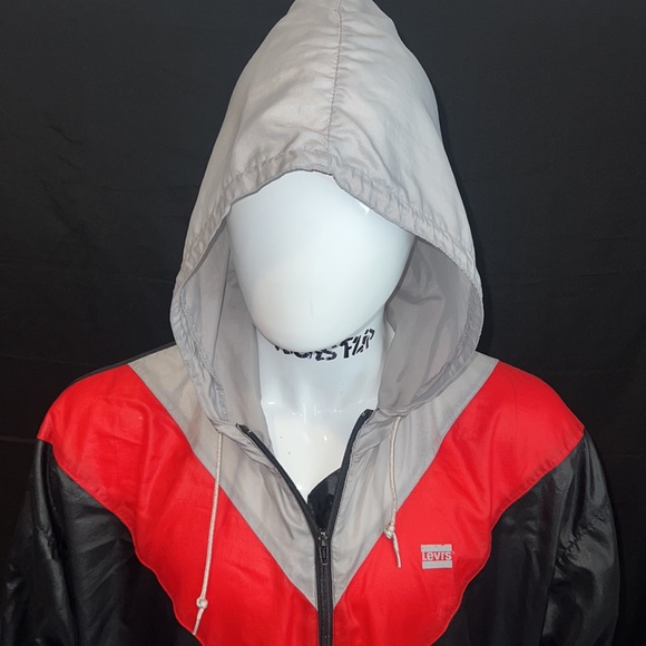 Vintage 80's Levi's Lightweight Track Jacket Pullover - Picture 2 of 7